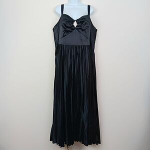 City Chic Satin Rhinestone Embellished Sleeveless Pleated Maxi Dress Black XL 22